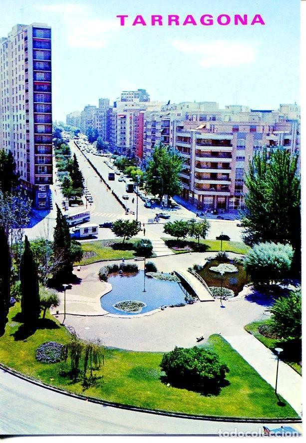 Postkarten: Postal 016583: TARRAGONA - Plaza Imperial TARRACO y Avenida del Conde VALLELLANO - Varios