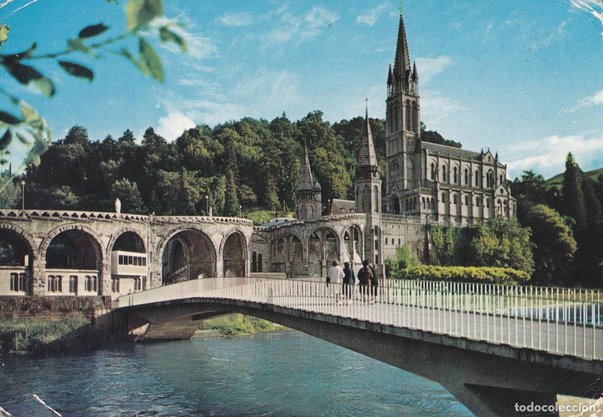 Cartoline: POSTAL B11802: LOURDES: LA BASILICA - NULL