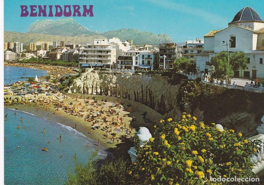 Postkarten: POSTAL B6233: BENIDORM: IGLESIA I PLAYA DE PONIENTE - Varios