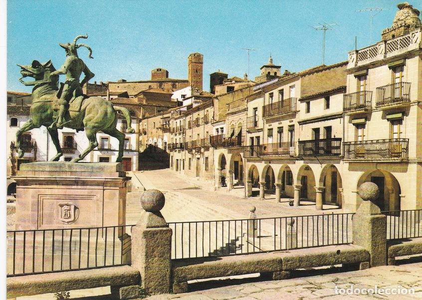 Postkarten: POSTAL B6882: TRUJILLO: PLAZA MAYOR - Varios
