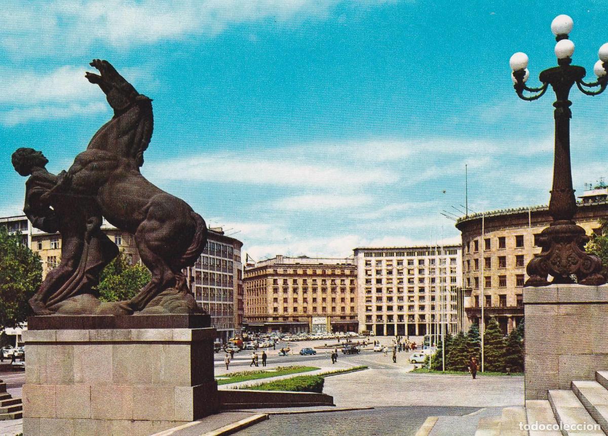 Postales: POSTAL B6981: BELGRADO: PLAZA DE LOS ANGELES - Varios