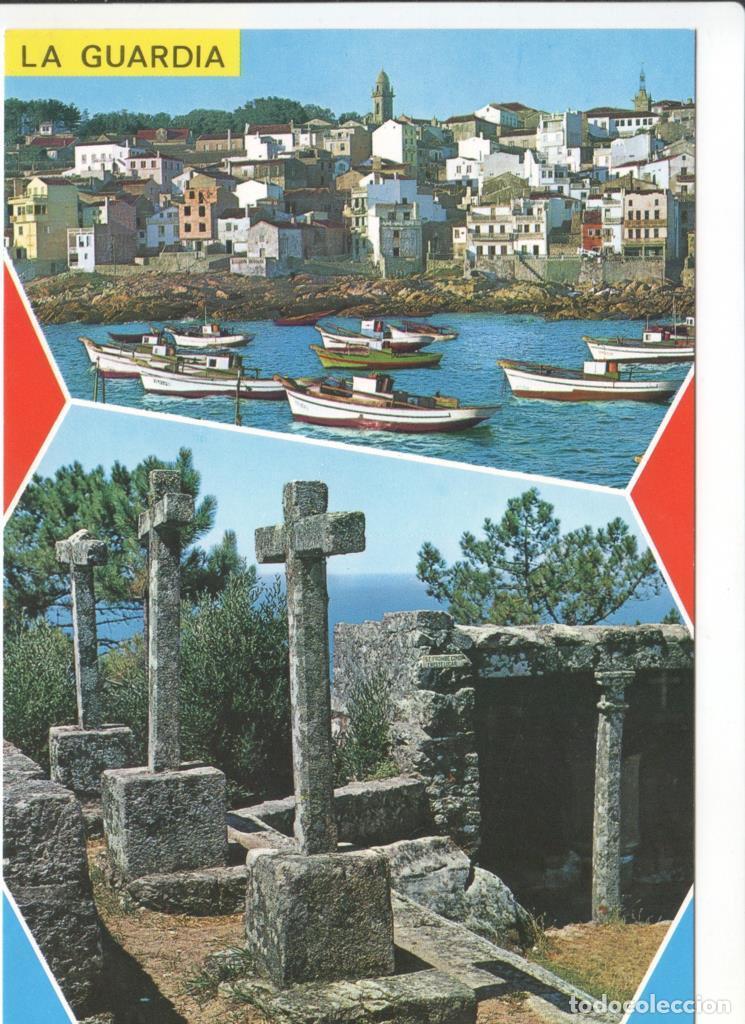 Postcards: Postal JC0116: La Guardia (Pontevedra). Vista parcial y Calvario y Pulpito - Varios