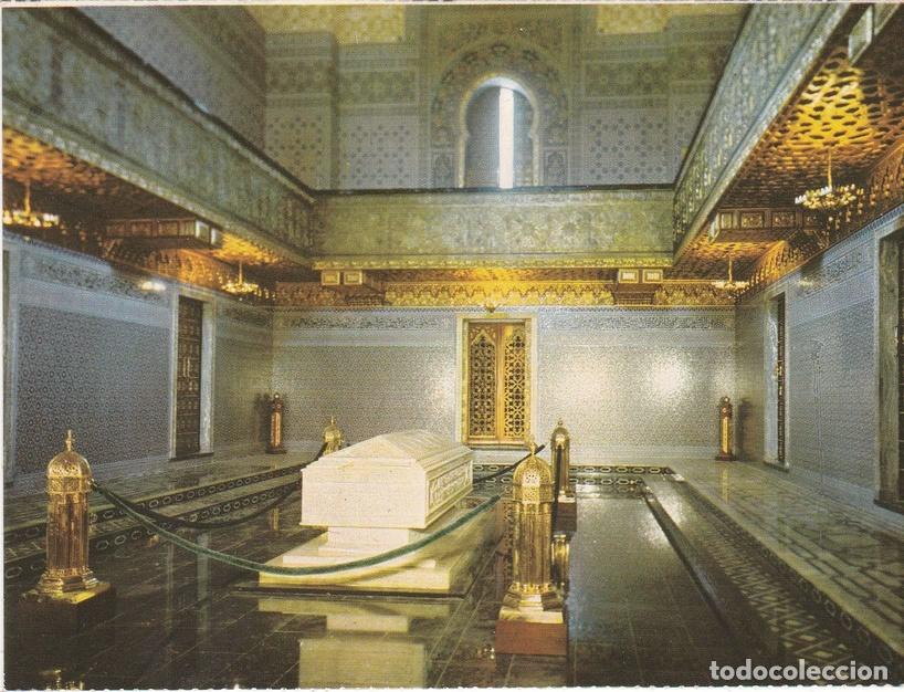 Postcards: POSTAL B7551: RABAT: MAUSOLEO MOHAMMED V - Varios