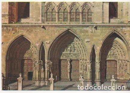 Postales: Postal E00888: P&oacute;rtico Catedral de Le&oacute;n - Manuel Mart&iacute;n - Foto 1