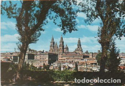 Postales: Postal E00132: Vista de Santiago de Compostela - Varios