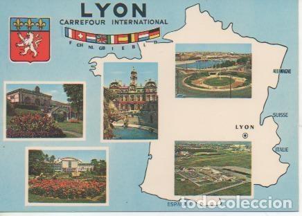 Postcards: Postal E02229: Im&aacute;genes de Lyon, Francia - Varios