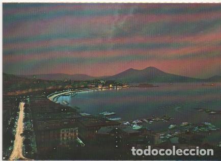 Postales: Postal E02159: vista nocturna de N&aacute;poles, Italia - Varios