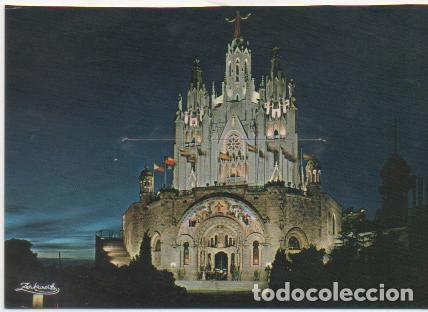 Postkarten: Postal E01504: Vista nocturna de la Basilica del Tibidabo,Barcelona - Varios