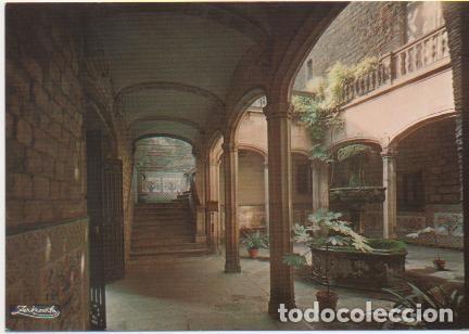 Postkarten: Postal E01530: Patio Casa del Arcediano,Barcelona - Varios