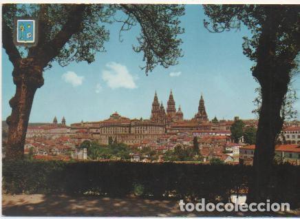 Postales: Postal E01337: Vista de Santiago de Compostela - Varios