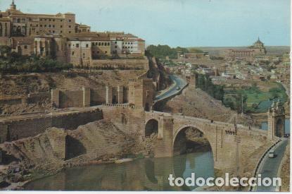 Postales: Postal E04214: Vista parcial y puente de Alc&aacute;ntara, Toledo - Varios
