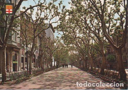 Postais: Postal E03846: Passeig Pedro III, Manresa - Varios