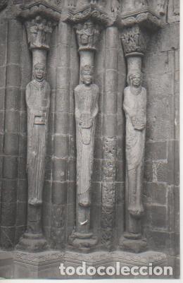 Postais: Postal E04446: Postal B/N Detalle de la Portada de Sta. Mar&iacute;a S.XII, Sang&uuml;esa - Varios