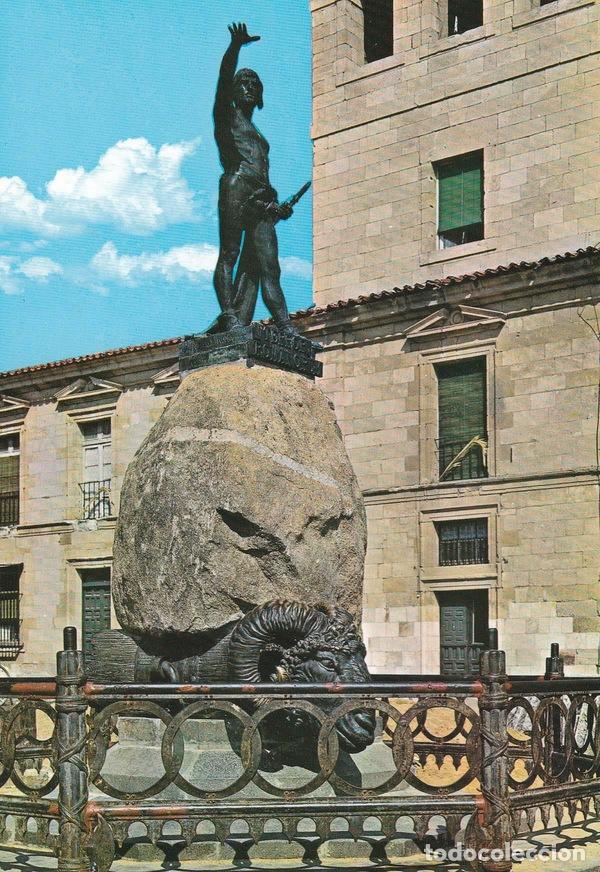 Postkarten: POSTAL B10248: ZAMORA: MONUMENTO VIRIATO - Varios