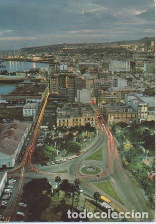 Cartes Postales: Postal E03547: Puerto de la luz y Parque de Sta. Catalina al anochecer, las Palmas de Gran Canaria -