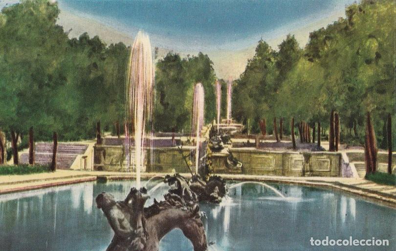 Postkarten: POSTAL B10258: SEGOVIA: LA GRANJA DE SAN ILDEFONSO. DIVERSOS ASPECTOS - Varios