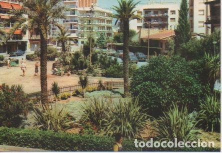 Postkarten: Postal E05063: Plaza de las Palmeras, Pineda de Mar - Varios
