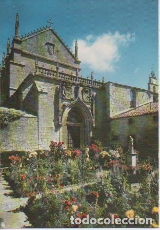 Postcards: Postal E05866: Jard&iacute;n y entrada a la Iglesia-Cartuja de Miraflores.Burgos <acorde&oacute;n> - Varios