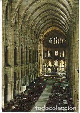 Postais: POSTAL L00648: Nave de la Basilica de Saint Remi en Reims, Francia - NULL