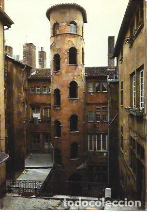 Postcards: POSTAL L00681: La Tour Ronde de Lyon, Francia - NULL