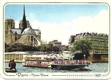 Postales: POSTAL L00127: Notre Dame y bateau mouche en Paris - NULL