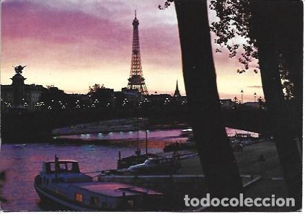 Postales: POSTAL L00337: Tour Eiffel y el rio Sena en Paris - Foto 1