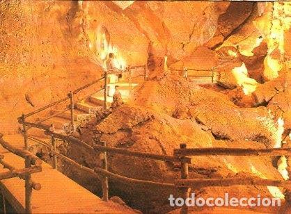 Postcards: POSTAL PV00313: Sala de la Catedral en Coves del Salnitre-Collbato, Barcelona - NULL