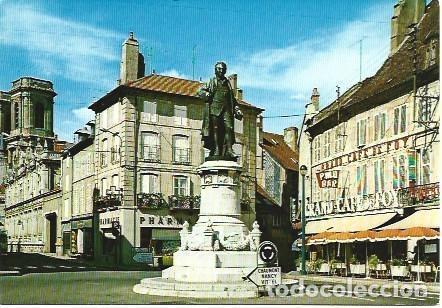 Postais: POSTAL L01982: Plaza Diderot en Langres, Francia - NULL