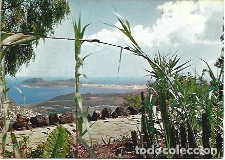 Cartes Postales: POSTAL L03082: Vista de Las Palmas desde la Monta&ntilde;a de Arucas