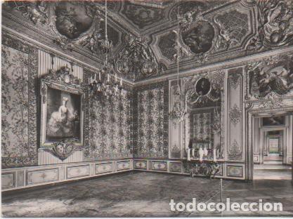 Postales: Postal E02072: La Chambre de ka Reine, Versalles, Francia - Varios
