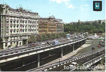 Postales: POSTAL L03776: Plaza del emperador Carlos V en Madrid - NULL