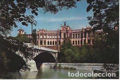 Cartoline: POSTAL L03619: Munich. Monumento a Maximiliano - NULL