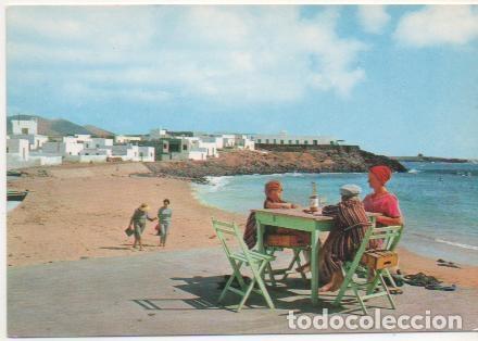 Postales: Postal E01931: Playa Blanca en el Sur, Lanzarote - Varios - Foto 1