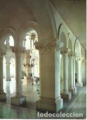 Postais: POSTAL L04110: Colegio de las RRMM Adoratrices de Guadalajara - NULL