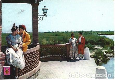 Postcards: POSTAL L05118: Pareja en Valencia - NULL
