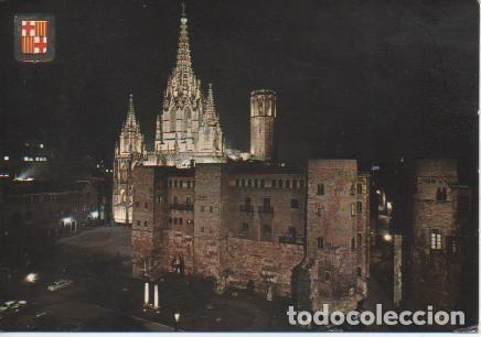 Cartoline: Postal E04333: Vista nocturna de La Catedral y Barrio G&oacute;tico,Barcelona - Varios