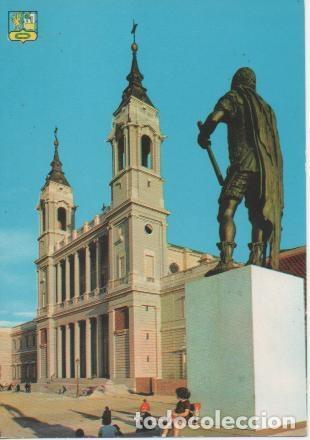 Postcards: Postal E03456: Catedral de la Almudena, Madrid - Varios