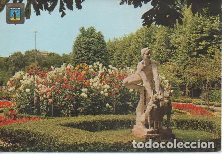 Cartes Postales: Postal E03584: Monumento a Los Lobos-Parque, Gij&oacute;n - Varios