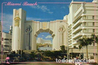 Postkarten: POSTAL PV04607: Painting located on south wall of Fontainebleau Hilton Hotel, Miami - NULL