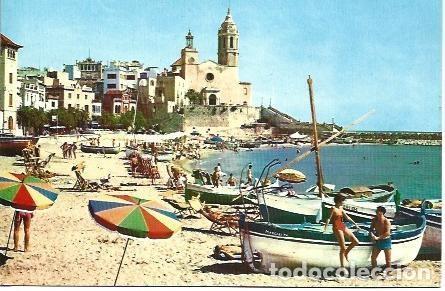 Cartoline: POSTAL L02447: Sitges. Playa e iglesia - NULL