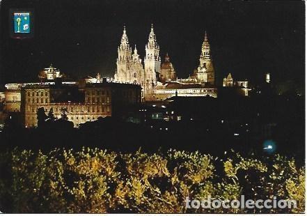 Postales: POSTAL L03272: Vista nocturna de Santiago de Compostela