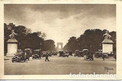 Postales: POSTAL A3521: Les Champs Elysees de Paris - Foto 1