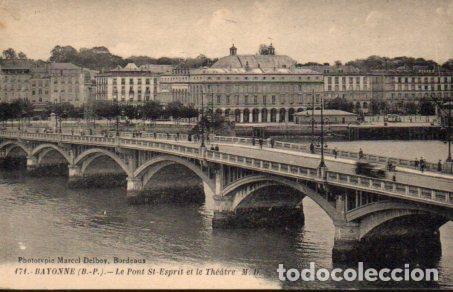 Cartes Postales: POSTAL PV06987: Bayonne. Le Pont St. Esprit et le Theatre - NULL