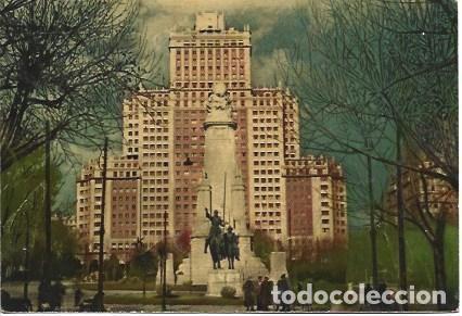 Postkarten: POSTAL L03801: Monumento a Cervantes y Edificio Espa&ntilde;a en Madrid - NULL