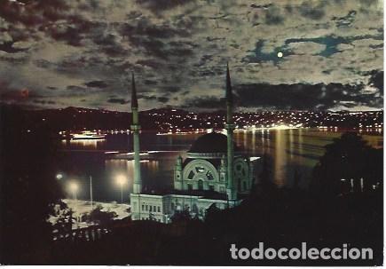 Postcards: POSTAL L03642: Vista nocturna de la Mezquita de Dolmabace en Estambul - NULL