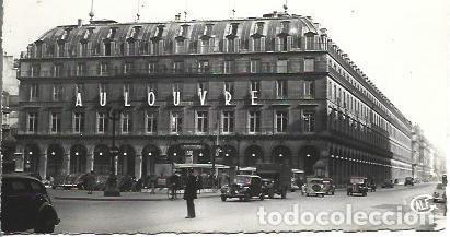 Cartoline: POSTAL A5265: Grandes Almacenes del Louvre en Paris - NULL
