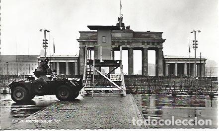 Postkarten: POSTAL A4984: Berlin. Puerta de Branderburgo - NULL