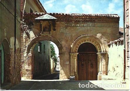 Postales: POSTAL L05247: Puerta de la Claustra en Segovia - Foto 1