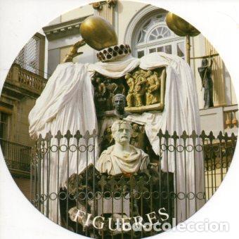 Postcards: POSTAL PV07315: Escultura entrada al Teatro Museo Dali, Figueres - NULL