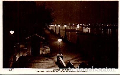 Postcards: POSTAL PV08081: Thames embankment from Westminster Bridge, London by night - NULL